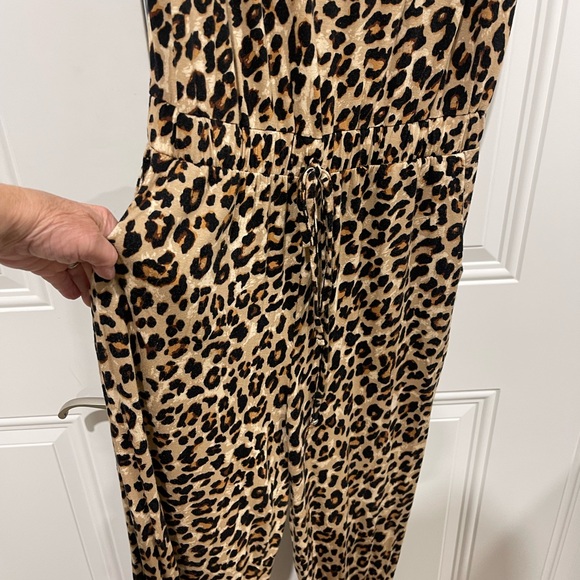 Romper/jumpsuit - Picture 4 of 4